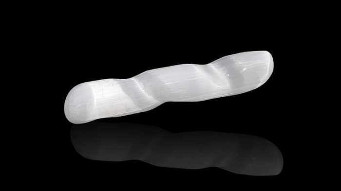 Selenite Twisted Massage Wand | Crystal Healing Wand | Soothing & Calming Massage | Healing Tool | Stress Reliever | Pain Reliever