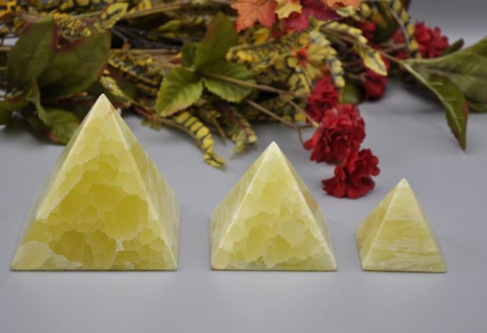 Pineapple Calcite Pyramid | Lemon Calcite Pyramid | Handmade Crystal | Healing Pyramid | Metaphysical Pyramid | Meditation | Home Decor