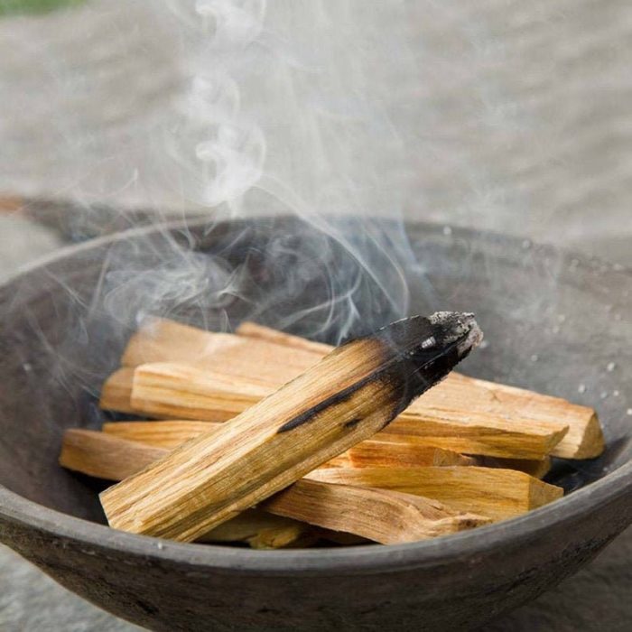 Set of 3 White Sage and 3 Palo Santo Smudge Sticks | Home Smudging | Cleanse Home and Aura | Sacred & Holy Herb | Purify Air | 4 - 5 inch