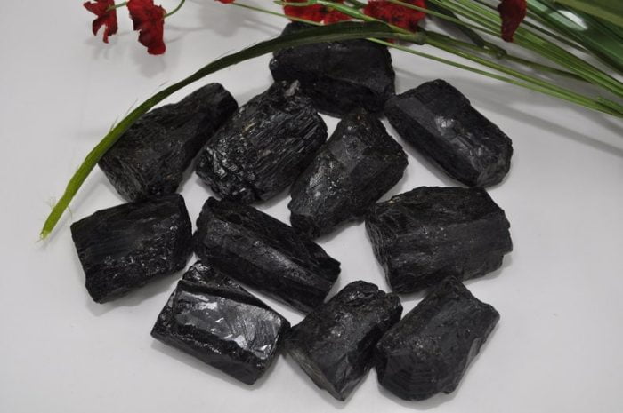 Black Tourmaline Crystal | Raw Tourmaline Stone | Tourmaline Chunks | Reiki | Crystal Grid | Grounding Specimen | Crystal for Protection