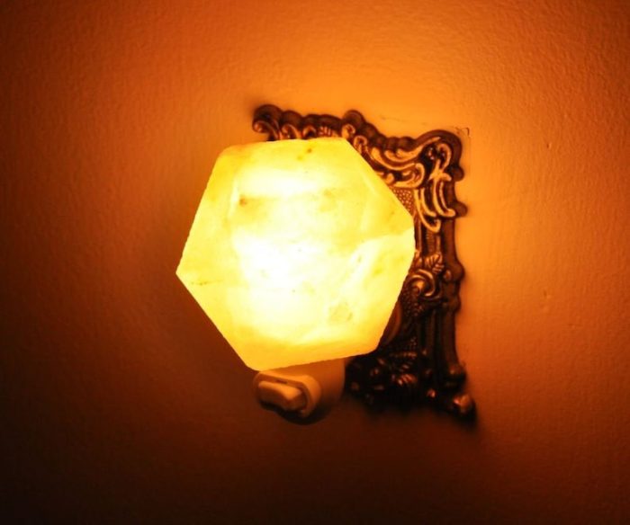 Himalayan Pink Salt Diamond Shape Night Light | Wall Lamp | Air Purifying | Plug In Night Light | On & Off Switch | Better Sleep