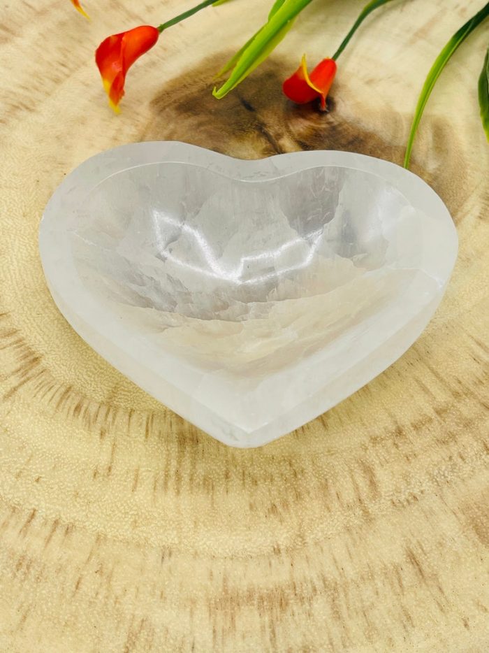 Selenite Heart Shape Charging Bowl | Selenite Charging Station | Chakra Activator | Crystal Cleansing Bowl | Powerful Healer | Reiki | 10 cm