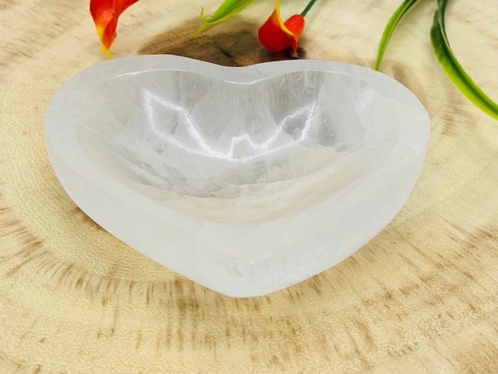 Selenite Heart Shape Charging Bowl | Selenite Charging Station | Chakra Activator | Crystal Cleansing Bowl | Powerful Healer | Reiki | 10 cm