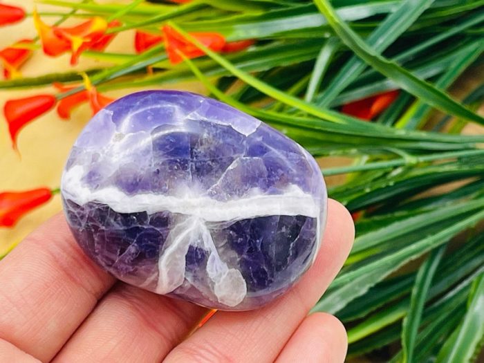 Amethyst Palm Stone | Amethyst Crystal Stone | Amethyst Pocket Stone | Metaphysical Healing Tool | Crown Chakra | Reiki Crystal