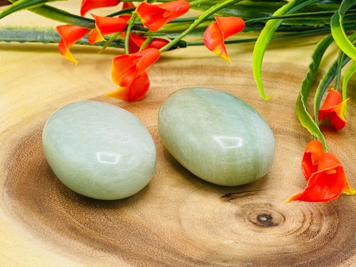 Green Aventurine Palm Stone | Green Aventurine Crystal | Hand Polished Massage Palm Stone | Chakra Healing Crystal | Stress Reliever