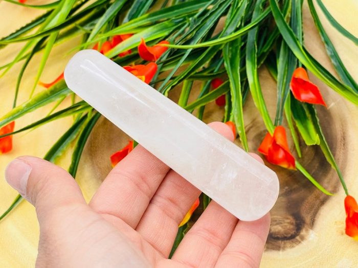 Clear Quartz Wand | Hand Polished Clear Quartz Wand | Crystal Wand | Stone of power | Massage Wand | Heart Chakra | Reiki | 4 inch