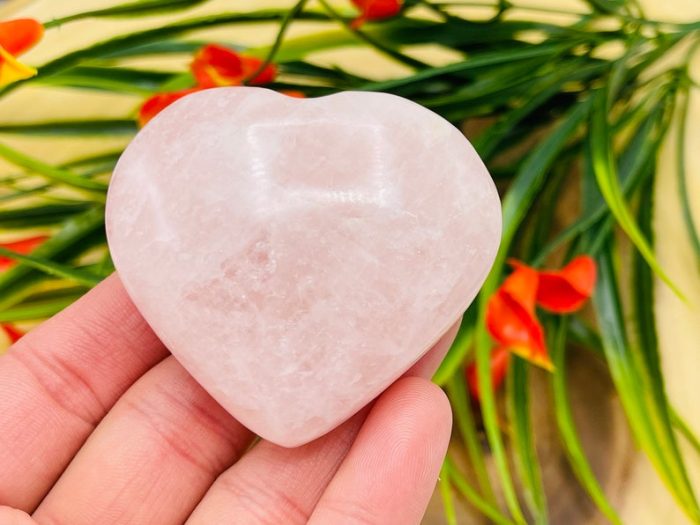 Rose Quartz Heart | Rose quartz Crystal Heart | Heart Chakra | Cleansing & Balance | Metaphysical Crystal | Stone of Love