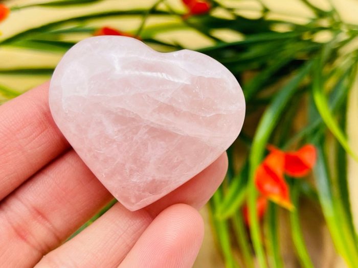 Rose Quartz Heart | Rose quartz Crystal Heart | Heart Chakra | Cleansing & Balance | Metaphysical Crystal | Stone of Love