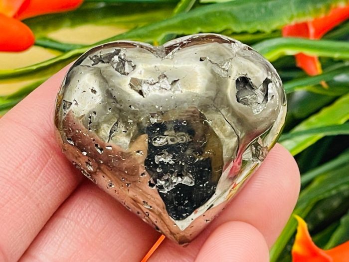 Pyrite Crystal Heart | Fools Gold | Pyrite Heart | Healing Crystal | Powerful Protection Stone | Mental Stability | Strength & Stamina