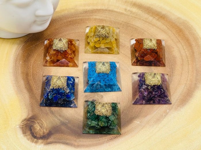 7 Chakra Orgone Pyramid Stone Set | Chakra Healing Pyramid Crystal | Reiki Chakra | Chakra Pocket Stones | Chakra Pointer