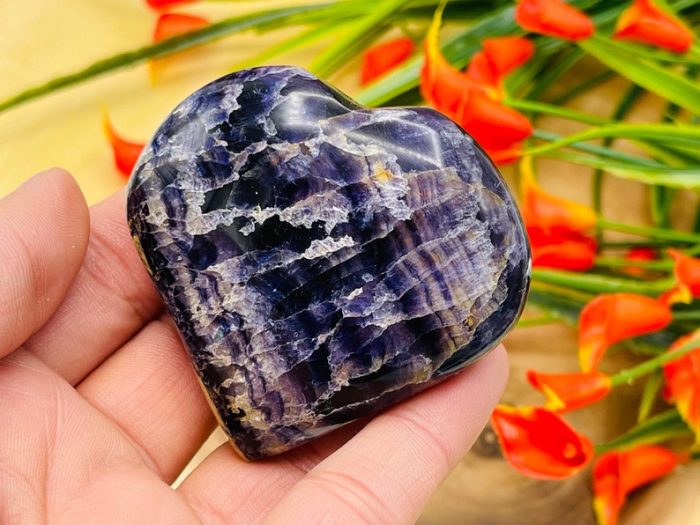 Fluorite Heart | Fluorite Crystal Heart | Healing Gemstone | Cleansing & Balance | Metaphysical Crystal | Massage Stone 1", 1.5", 2"