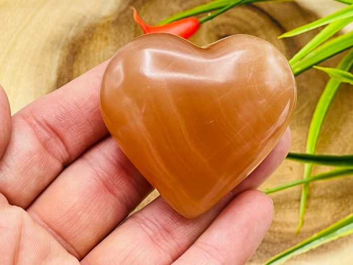 Caramel Honey Calcite Heart | Brown Crystal Heart | Handmade | Chakra | Healing Gemstone | Cleansing & Balance | Metaphysical Crystal | 2"