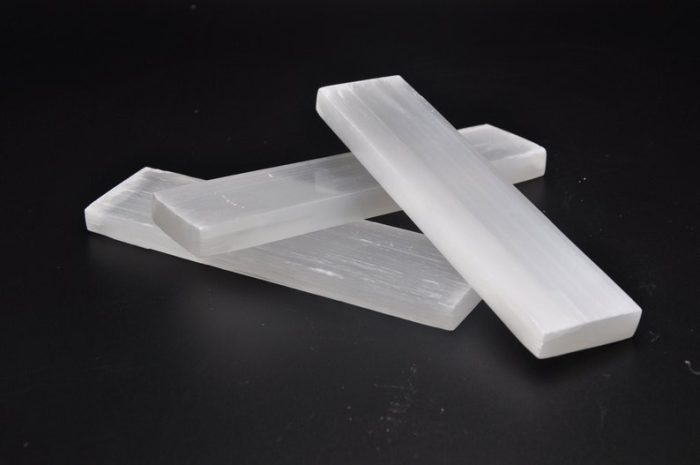 Selenite Charging Station | Flat Rectangular Plate | Chakra Activator | Reiki Plate | Meditation | Powerful Healer | Charging Plate | 8 inch