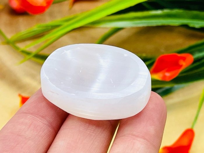 Selenite Worry Stone | Selenite Pocket Thumb Stone | Chakra Activator | Reiki Tool | Meditation | Selenite Palm Crystal Healing Stone