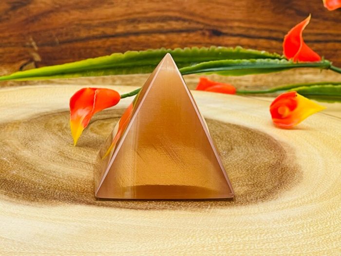 Caramel Honey Pyramid | Crystal Pyramid | Handmade Crystal | Healing Pyramid | Metaphysical Pyramid | Meditation | Home Decor