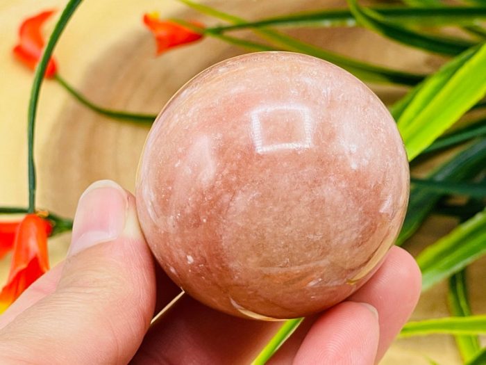 Strawberry Onyx Sphere | Crystal Ball | Hand Polished Crystal | Hand Carved | Crystal Reiki Sphere | Cleansing & Balance | 2" ( 50 mm )