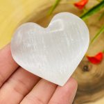 Selenite Heart | Selenite Crystal Heart | Polished Selenite Crystal  | Handmade | Crystal Chakra Reiki | Cleansing & Balance | Meditation