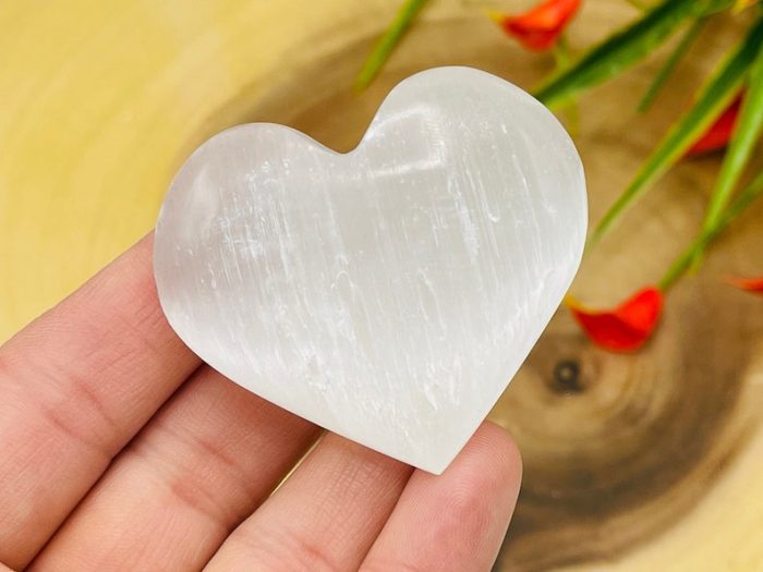 Selenite Heart | Selenite Crystal Heart | Polished Selenite Crystal | Handmade | Crystal Chakra Reiki | Cleansing & Balance | Meditation