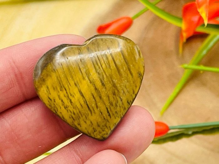 Tigers Eye Crystal Heart | Tiger Eye Crystal Stone | Tiger Eye Hand Carved Stone | Good Luck Charm Stone | Stone of Protection