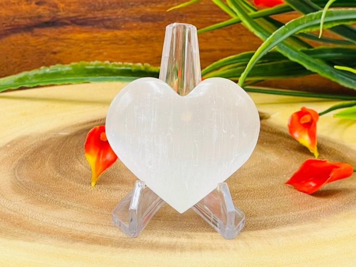 Selenite Heart | Selenite Crystal Heart | Polished Selenite Crystal | Handmade | Crystal Chakra Reiki | Cleansing & Balance | Meditation