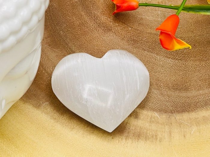 Selenite Heart | Selenite Crystal Heart | Polished Selenite Crystal | Handmade | Crystal Chakra Reiki | Cleansing & Balance | Meditation