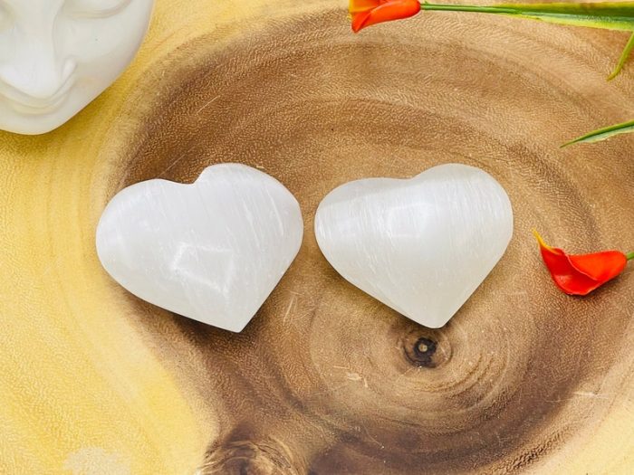 Selenite Heart | Selenite Crystal Heart | Polished Selenite Crystal | Handmade | Crystal Chakra Reiki | Cleansing & Balance | Meditation