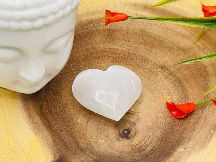 Selenite Heart | Selenite Crystal Heart | Polished Selenite Crystal | Handmade | Crystal Chakra Reiki | Cleansing & Balance | Meditation