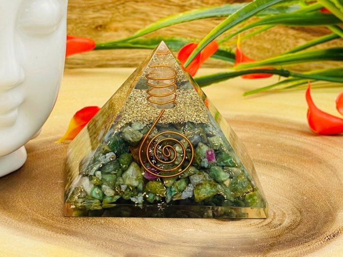 Ruby Fuchsite Orgone Pyramid with Reiki Sign with Clear quartz Point | Ruby Fuchsite Orgonite Pyramid | Reiki Chakra Pyramid | 3"