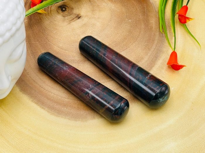 Bloodstone Wand | Hand Polish Heliotrope Stone | Bloodstone Jasper Wand | Crystal Wand | Massage Wand | Heart Chakra | Reiki | 4 inch