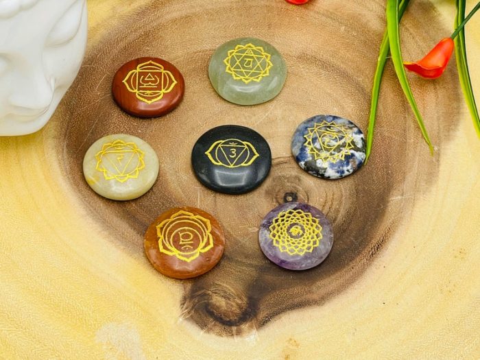 7 Chakra Round Palm Stone Set With Engraved Chakra Symbols | Polished Stones | Chakra Healing Crystals | Reiki Chakra Gift Set