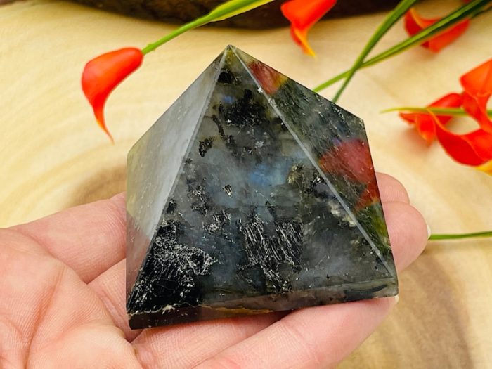 Labradorite Pyramid | Crystal Pyramid | Labradorite Gemstone Pyramid | Healing Crystal & Stone | Stone of Protection | Chakra Stone | 2"