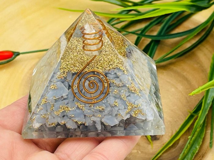 Angelite Orgone Pyramid with Reiki Sign & Clear Quartz Point | Blue Angelite Orgonite Pyramid | Reiki Chakra Pyramid | 3 inch