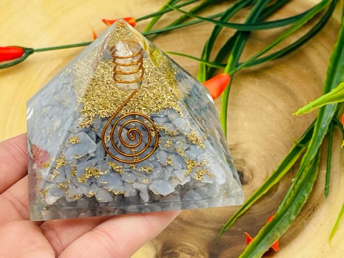 Angelite Orgone Pyramid with Reiki Sign & Clear Quartz Point | Blue Angelite Orgonite Pyramid | Reiki Chakra Pyramid | 3 inch