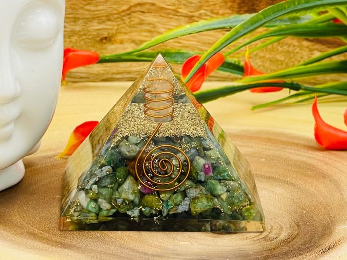 Ruby Fuchsite Orgone Pyramid with Reiki Sign with Clear quartz Point | Ruby Fuchsite Orgonite Pyramid | Reiki Chakra Pyramid | 3"