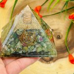 Ruby Fuchsite Orgone Pyramid with Reiki Sign with Clear quartz Point | Ruby Fuchsite Orgonite Pyramid | Reiki Chakra Pyramid | 3"