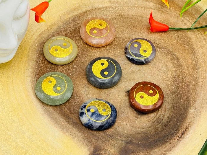 7 Chakra Round Palm Stone Set Engraved Ying Yang Symbols With Velvet Pouch | 7 Chakra Smooth Stones | 7 Chakra Healing Reiki Chakra Gift Set