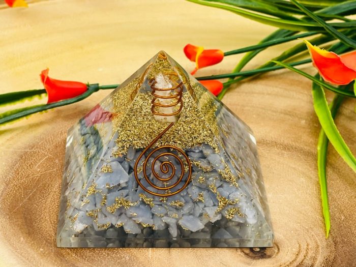 Angelite Orgone Pyramid with Reiki Sign & Clear Quartz Point | Blue Angelite Orgonite Pyramid | Reiki Chakra Pyramid | 3 inch