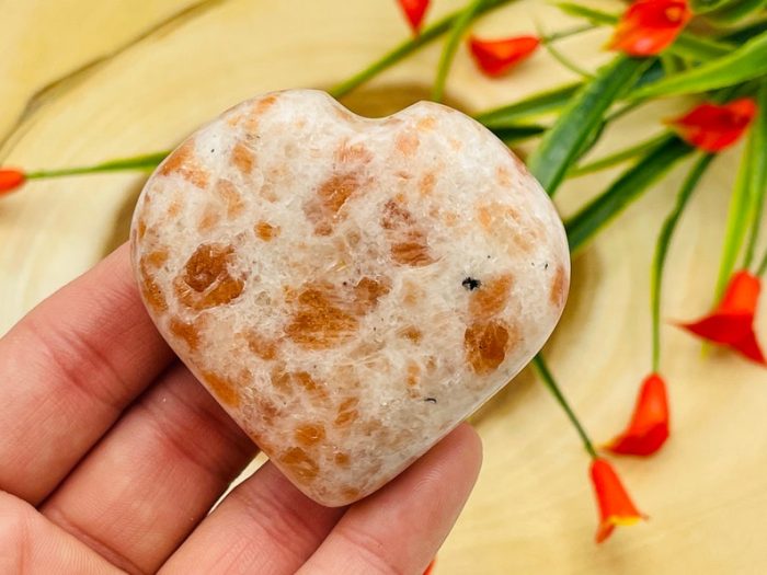 Sunstone Heart Stones | Sunstone Crystal Heart | Healing Stone | Stone of Intelligence & Creativity | Chakra Reiki Healing Pocket Stone