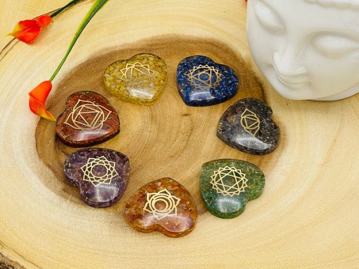 7 Chakra Orgone Smooth Heart Stone Set With Engraved Chakra Symbols | Chakra Healing Palm Crystal | Reiki Chakra | Chakra Pocket Stones