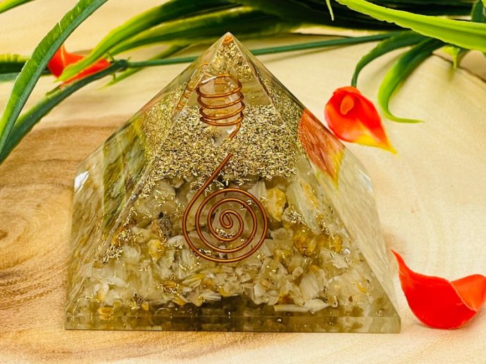 Cat Eye's Orgone Pyramid with Reiki Sign & Clear Quartz Point | Cat Eye's Orgonite Pyramid | Reiki Chakra Pyramid | 3 inch