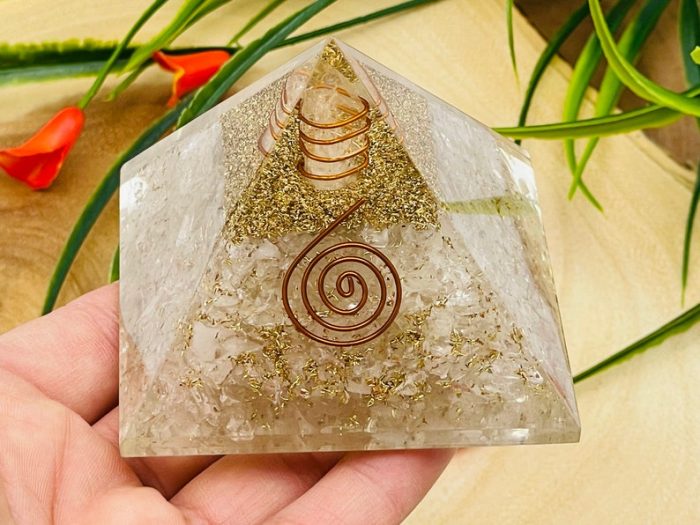 Clear Quartz Orgone Pyramid with Reiki Sign & Clear Quartz Point | Clear Quartz Orgonite Pyramid | Reiki Chakra Pyramid | 3 inch