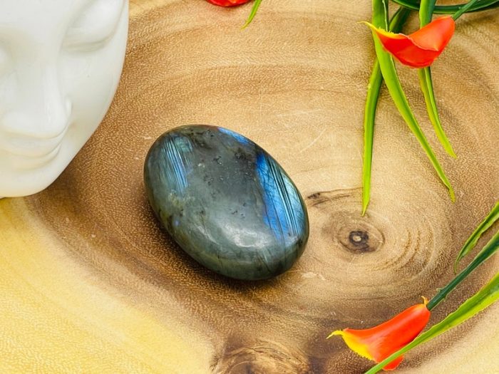 Labradorite Palm Stone | Labradorite Stone | Labradorite Crystal | Pocket Gemstone | Stress Reliever Reiki Crystal | Healing Heart Chakra