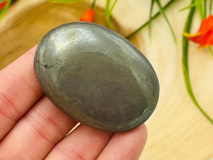 Pyrite Palm Stone | Golden Pyrite Palm Stone | Fools Gold Pyrite Crystal | Pocket Gemstone | Stress Reliever Reiki Crystal | Healing Chakra