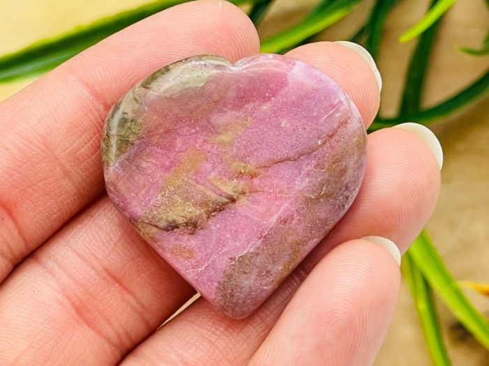 Rhodonite Heart | Rhodonite Crystal Heart | Stone Of Compassion | Cleansing & Balance | Metaphysical | Massage Stone | Handmade