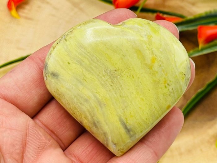 Serpentine Heart Stone | Serpentine Heart Crystal | Reiki & Chakra | Healing Reiki Tool | Metaphysical Healing Heart Stone