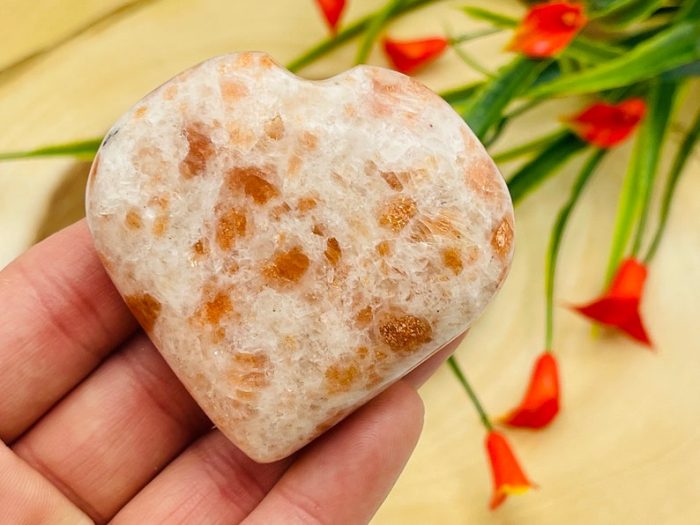 Sunstone Heart Stones | Sunstone Crystal Heart | Healing Stone | Stone of Intelligence & Creativity | Chakra Reiki Healing Pocket Stone