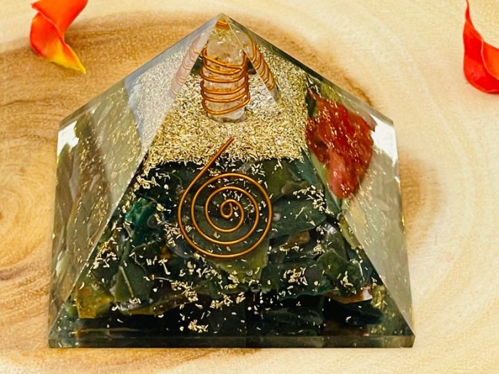 Bloodstone Orgone Pyramid with Reiki Sign & Clear Quartz Point | Bloodstone Orgonite Pyramid | Reiki Chakra Pyramid | 3 inch