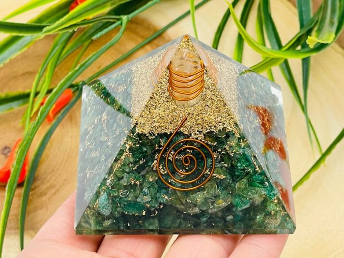 Green Aventurine Orgone Pyramid with Reiki Sign & Clear Quartz Point | Green Aventurine Orgonite Pyramid | Reiki Chakra Pyramid | 3 inch