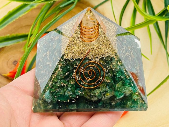 Green Aventurine Orgone Pyramid with Reiki Sign & Clear Quartz Point | Green Aventurine Orgonite Pyramid | Reiki Chakra Pyramid | 3 inch