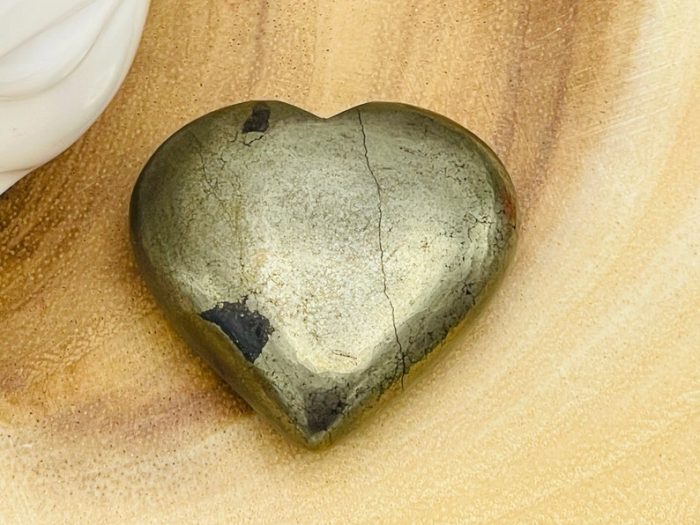 Pyrite Crystal Heart | Fools Gold | Pyrite Heart | Healing Crystal | Powerful Protection Stone | Mental Stability | Strength & Stamina